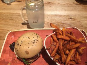 Le-Burger_Wien-mit-Kind