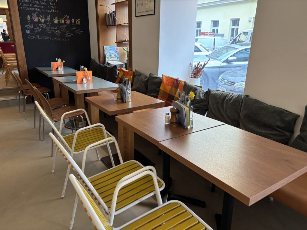 Café Caché