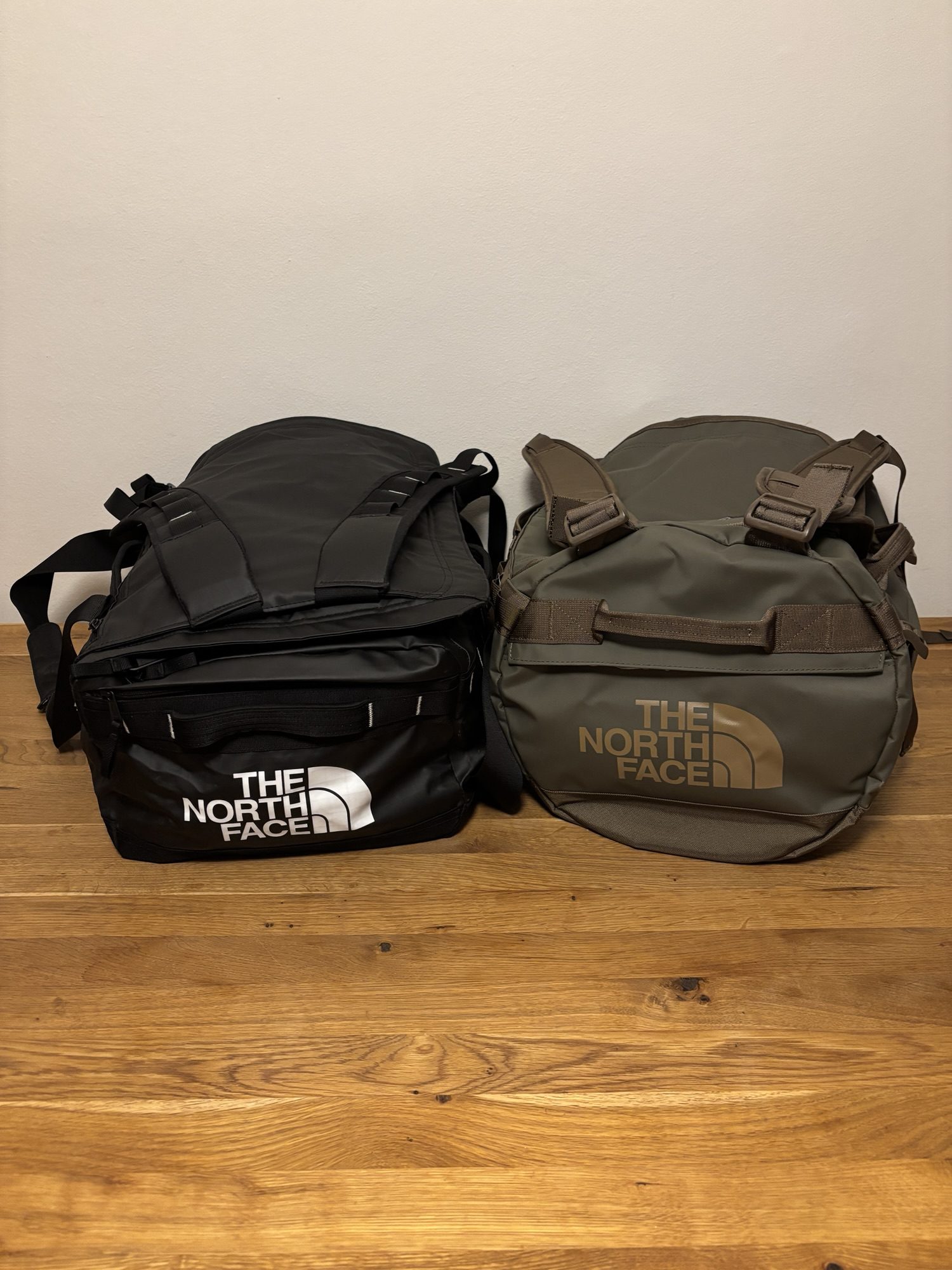 The Northface Base Camp Voyager