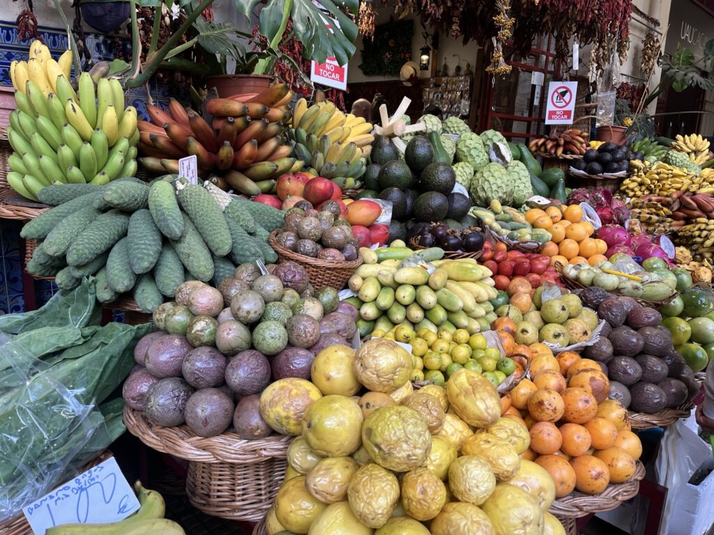 Obst auf dem Mercado dos Lavradores in Funchal