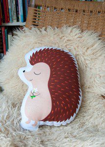 Dotcomgiftshop_Igel Polster